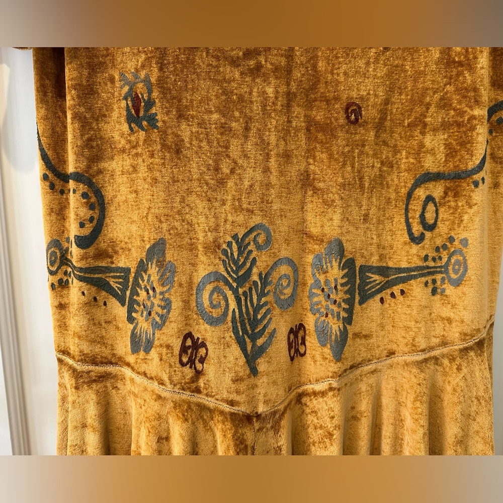 Blue Fish Vintage Golden Velvet Coat - Picture 6 of 16